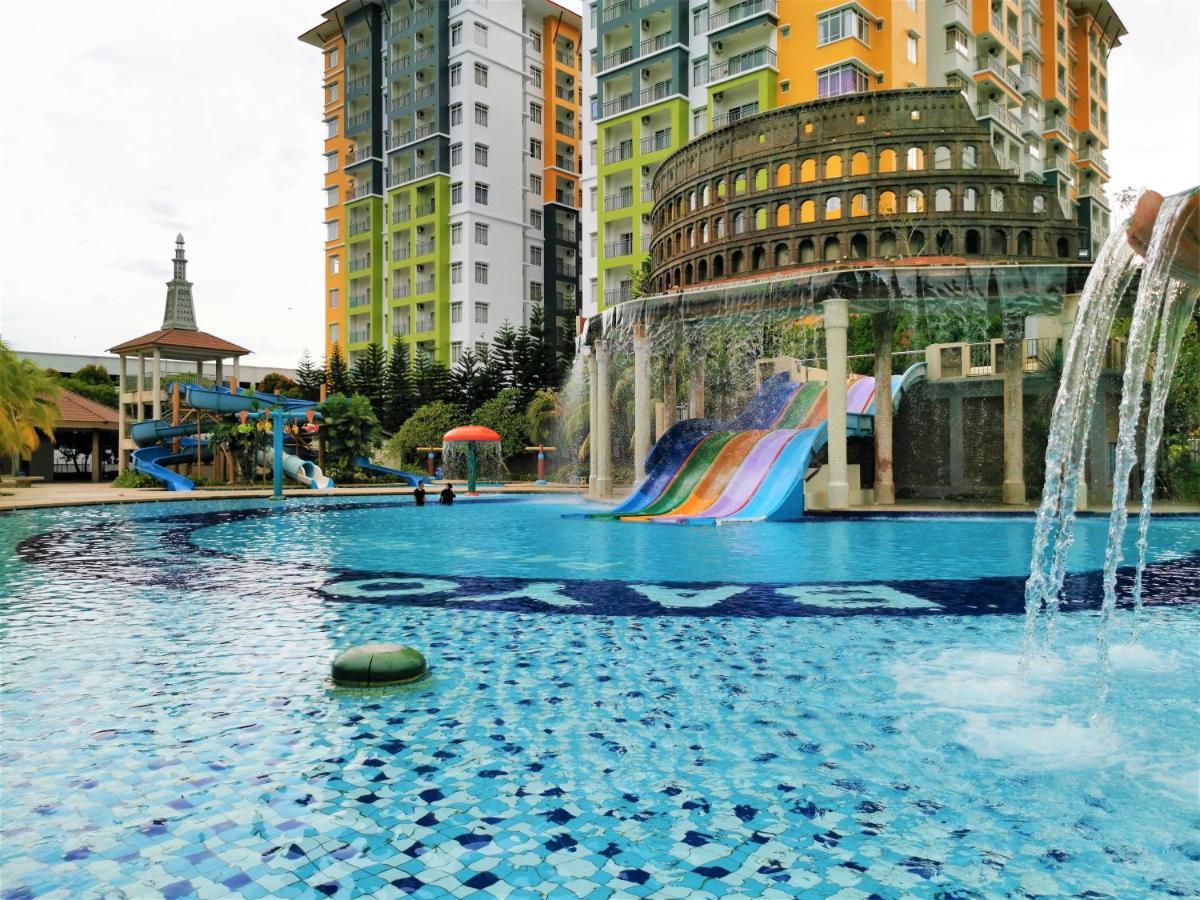 B - Lagoon Water Themepark Suite Melaka Town Dış mekan fotoğraf